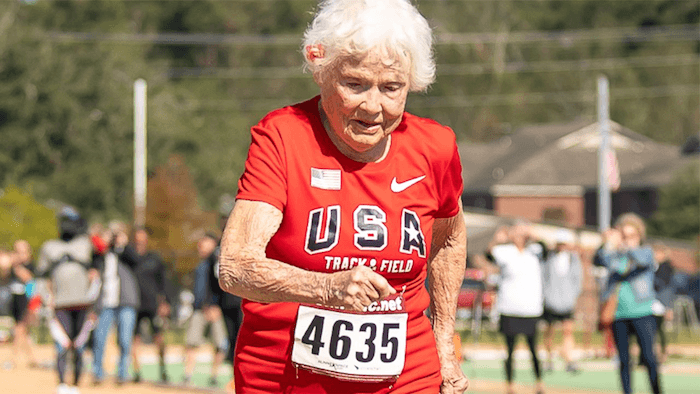 Julia Hawkins bricht Weltrekord mit 105 Jahren